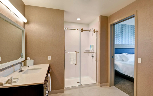 Home2 Suites by Hilton Palmdale, CA