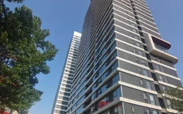 Aaronstone apartment hotel