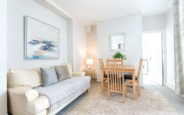 Swansea Town House - 5 min to City Ctre
