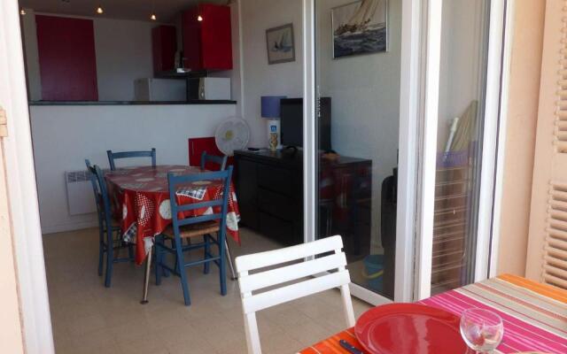 Appartement Le Lavandou, 2 pièces, 4 personnes - FR-1-308-61