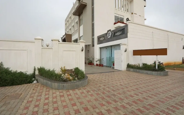 OYO 15153 Rudraksh Hotel & Resort