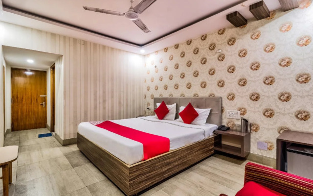 Hotel Classic By OYO Rooms