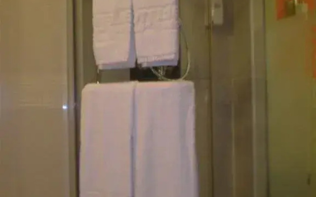 Motel 168 Xujiahui Road