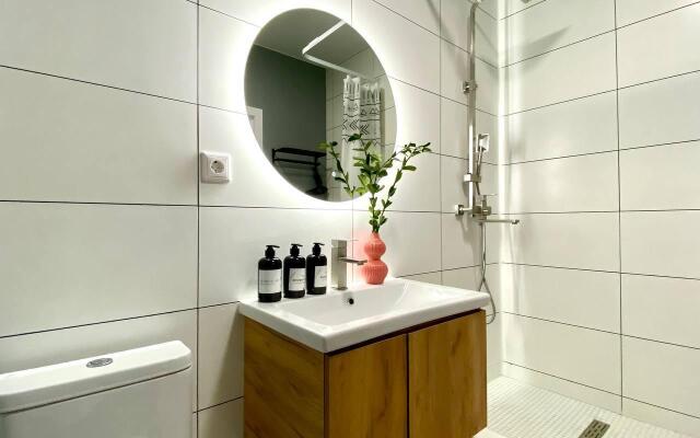 Девушка и Журавль