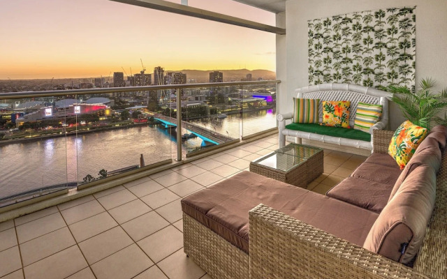 Oasis Retreat Level 27 in Casino Towers