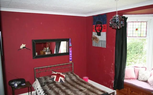 Remarkable 6-bedroom Villa in Pennine Barnsley