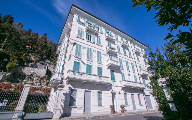 Villa Larius Balcone