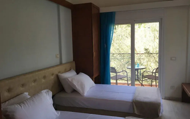 Ai - Helis Resort Hotel