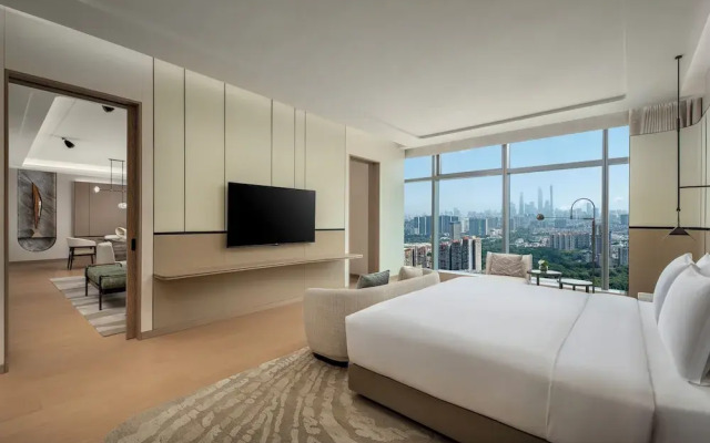 Crowne Plaza Guangzhou Window Of Canton by IHG