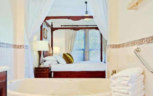 Wine And Roses Bed And Breakfast
