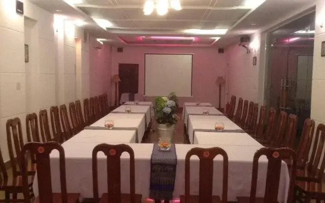 Chi Nguyen Hotel