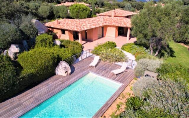 Jolie villa climatisee proche des plages de Pinarello et San Ciprianu