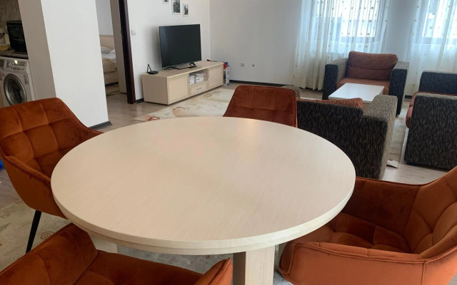 Stenata Huge Ski To Door Apartment