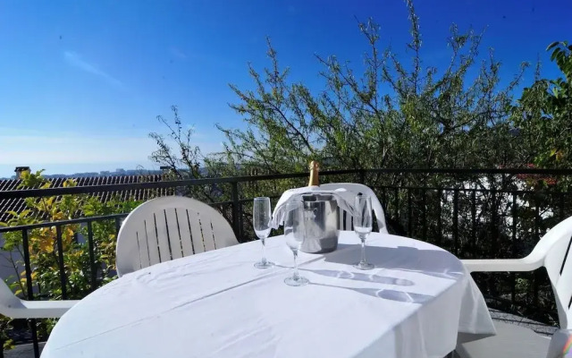 HomeHolidaysRentals Apartamento Blanca - Costa Barcelona
