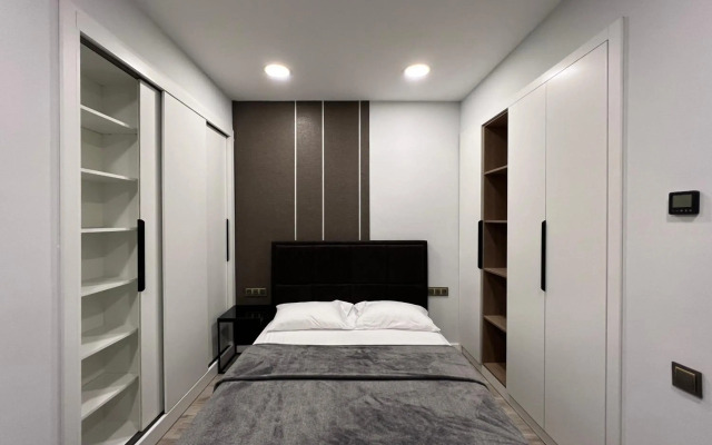 Derenik Demirchyan street, 2 bedrooms Modern, Beautiful apartment DE333