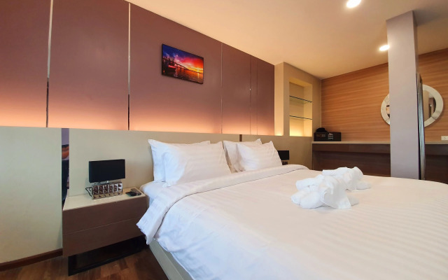 USABAI Riverside Boutique Hotel