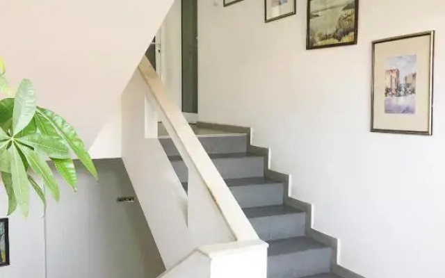 Corner house apartment