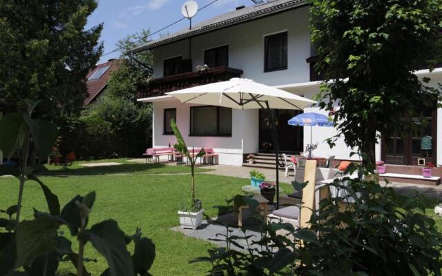 Apartment Villa Louise