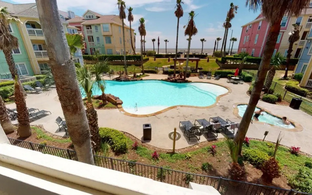Dawn 823 Condo With Private Balcony and Views of Gulf of Mexico by Redawning
