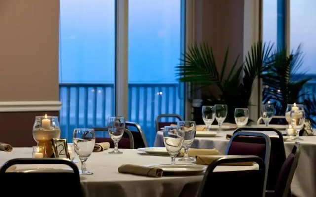 Adventurer Oceanfront Inn