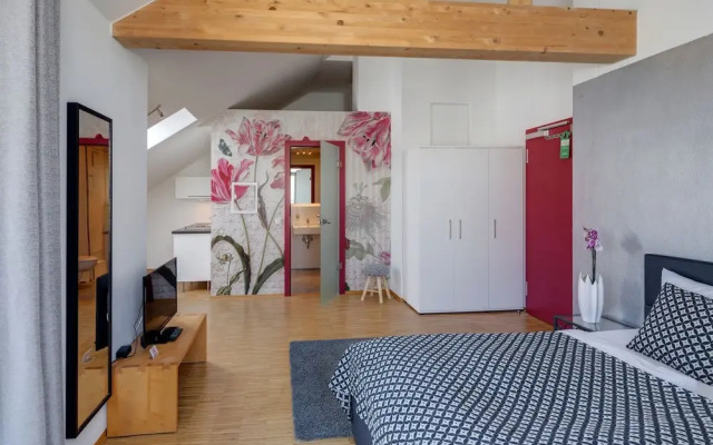 MKM Apartments