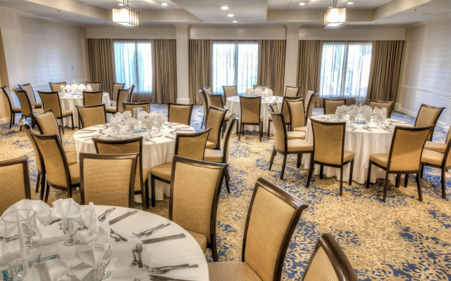 Doubletree Suites by Hilton at The Battery Atlanta