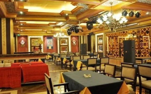 松潘嘉绒鑫宫藏文化酒店