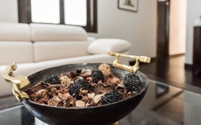 Plaza del Ángel City Center