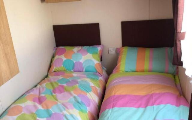 10 berth caravan on marine park in Rhyl