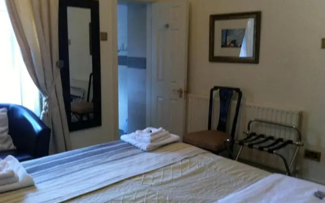 Carlingford House Town House Accommodation A91 TY06