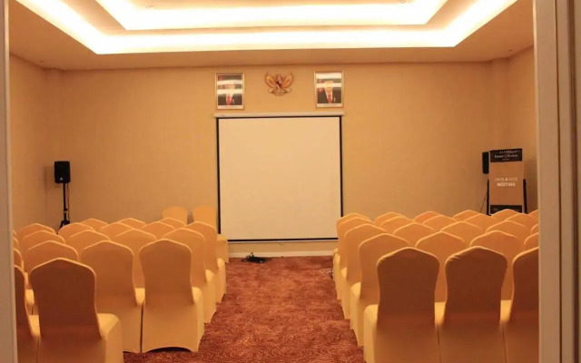 Grand Savero Hotel