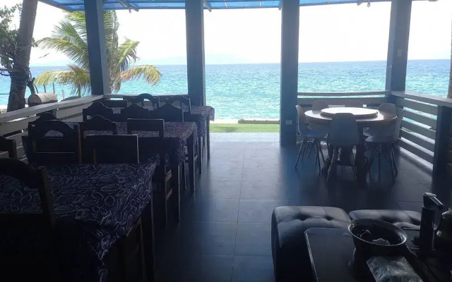 Dolphin Bay Resort Puerto Galera