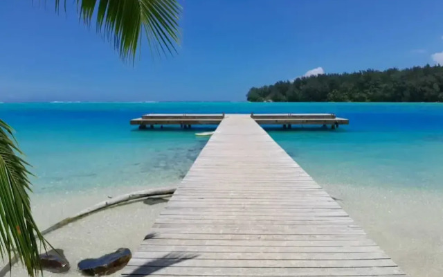 Villa Temae Beach