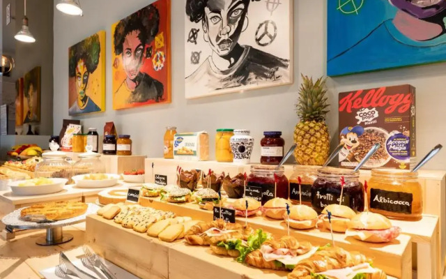 De La Ville Boutique Hotel