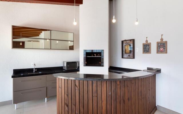 476 - Cobertura de luxo com vista mar em Bombas