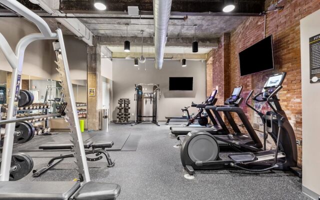 Historic Loft Retreat With Pool