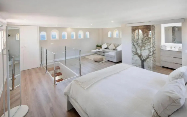 Amazing Duplex Next To The Beach In Marbella