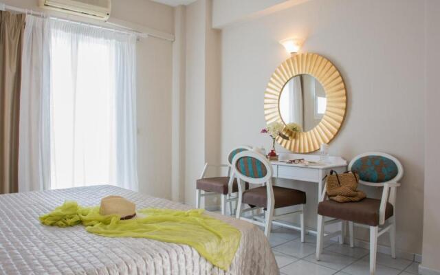 Windmill Beach Apts II by Estia