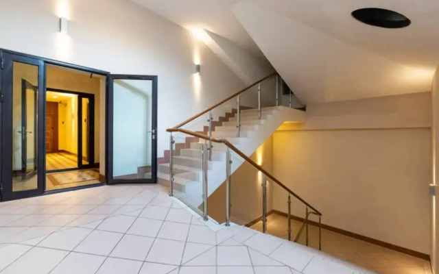 Апартаменты Лофт Мира