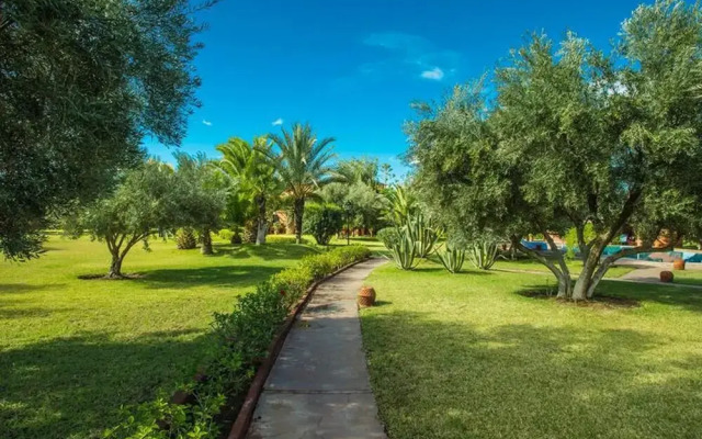 Villa les Oliviers 2 Bedrooms - A Setting of Tranquility