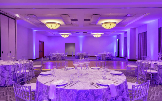 Embassy Suites Boston Logan Airport