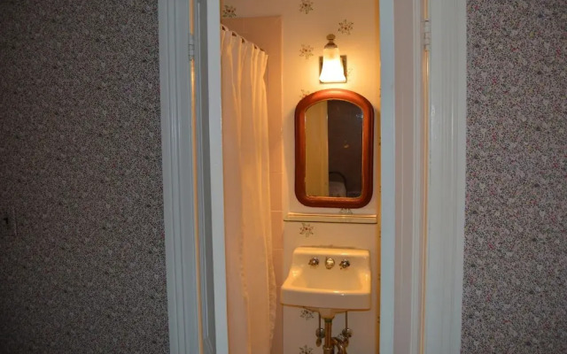 Normandy Inn