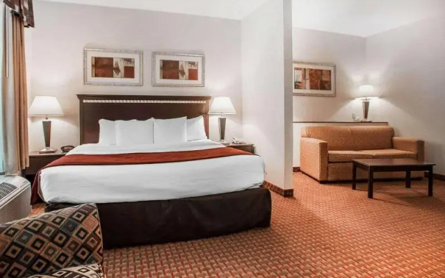 Comfort Suites