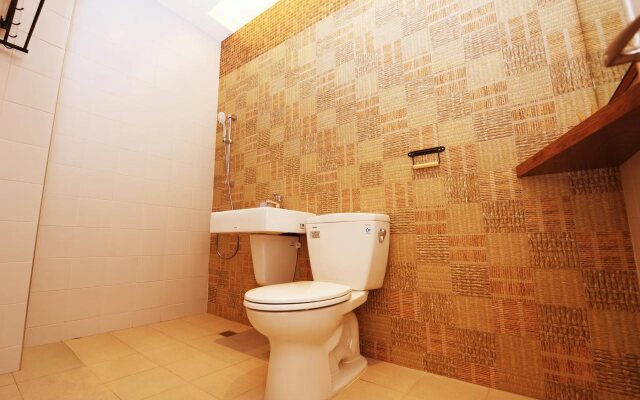 Owl Inn Tainan
