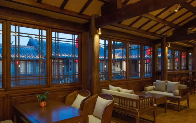 Lijiang Passing-Cloud Resort