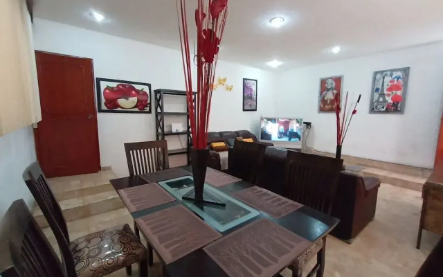 Toluca Centrica House