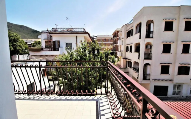 Holidaycasa Leone - Con Posto Auto a 200mt Dal Mare