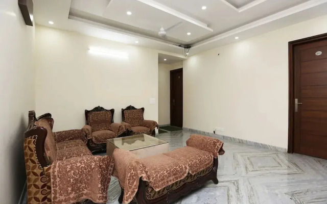 Hi Star Rooms By OYO Rooms