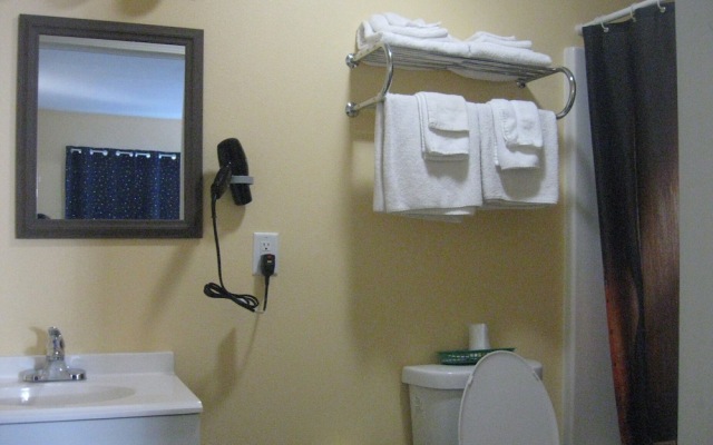 Western Motel Lovell