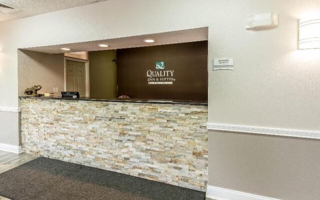 Quality Inn & Suites Mason